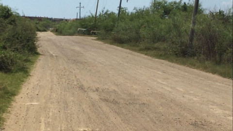 Habitantes de zona ejidal piden mejoras en caminos