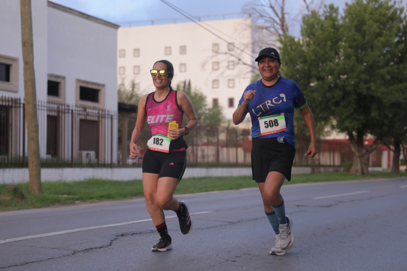 Invita gobierno municipal a participar en el Maratón Binacional 2025: un evento que une dos naciones