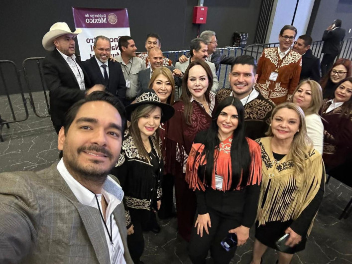 Participa Alcalde Carlos Peña Ortiz en Encuentro Nacional Municipal con la Presidenta Sheinbaum Pardo 