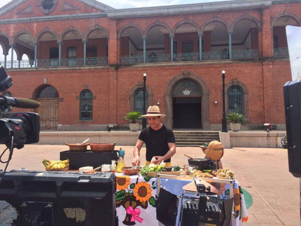 Graba Unicable programa de gastronomía en Tampico