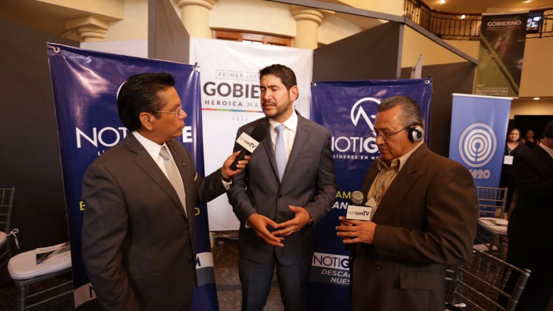 Chuchín rinde su primer informe de gobierno 