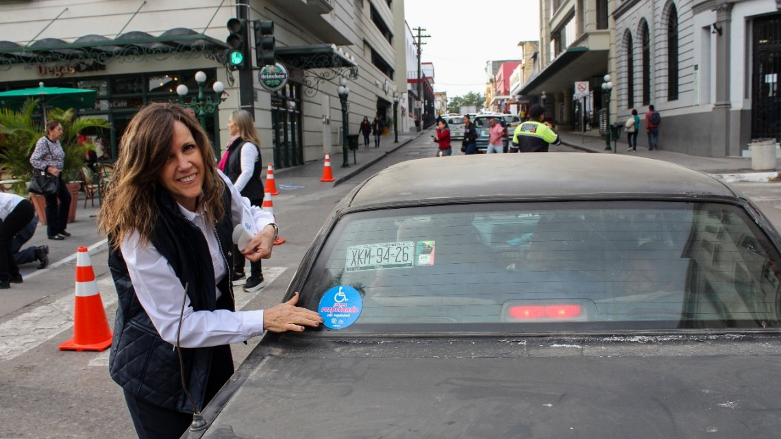 Fortalece DIF Tampico campaña de respeto a espacios para discapacitados