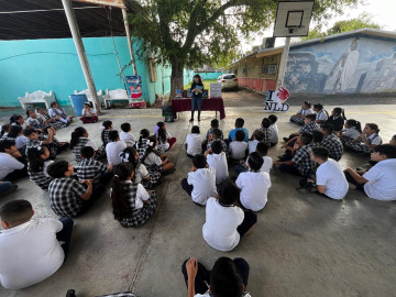 Llega Biblioteca Itinerante a escuela primaria ‘Cuauhtémoc’