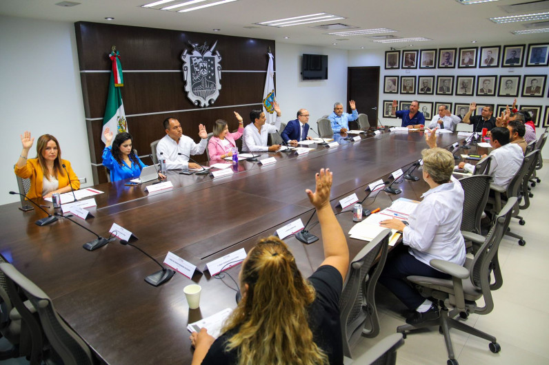 Propuso Carlos Peña a Cabildo pago de testamento a ciudadanos cumplidos 