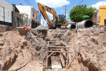 Atiende gobierno municipal socavones en distintos puntos de la ciudad