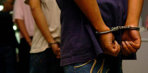 Detienen a 23 personas en operativo antimafia en Italia 