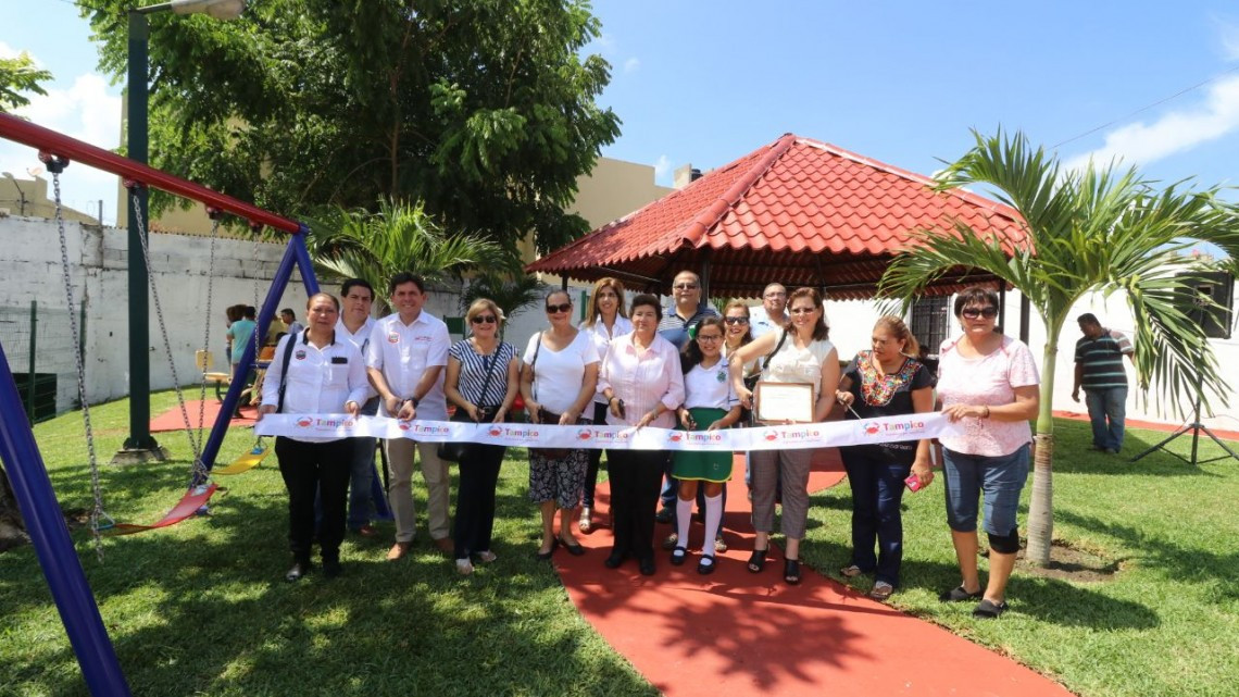 Rescata Ayuntamiento porteño parques recreativos