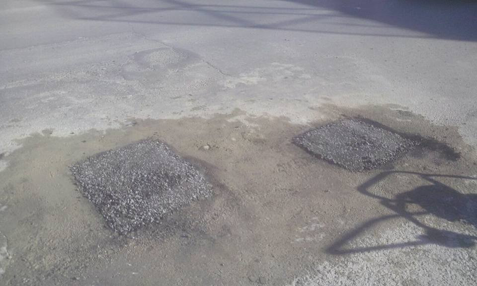 Realizan trabajos de bacheo en diferentes sectores de la ciudad