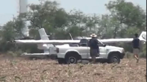 Cae avioneta en Reynosa, autoridades acuden al rescate