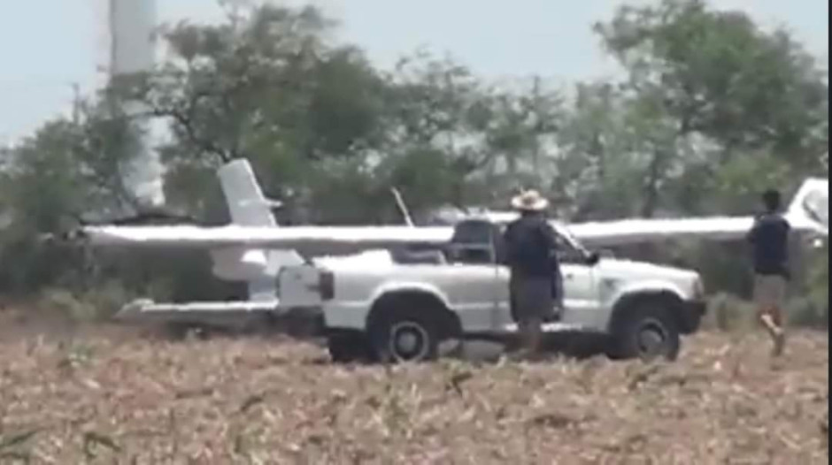 Cae avioneta en Reynosa, autoridades acuden al rescate