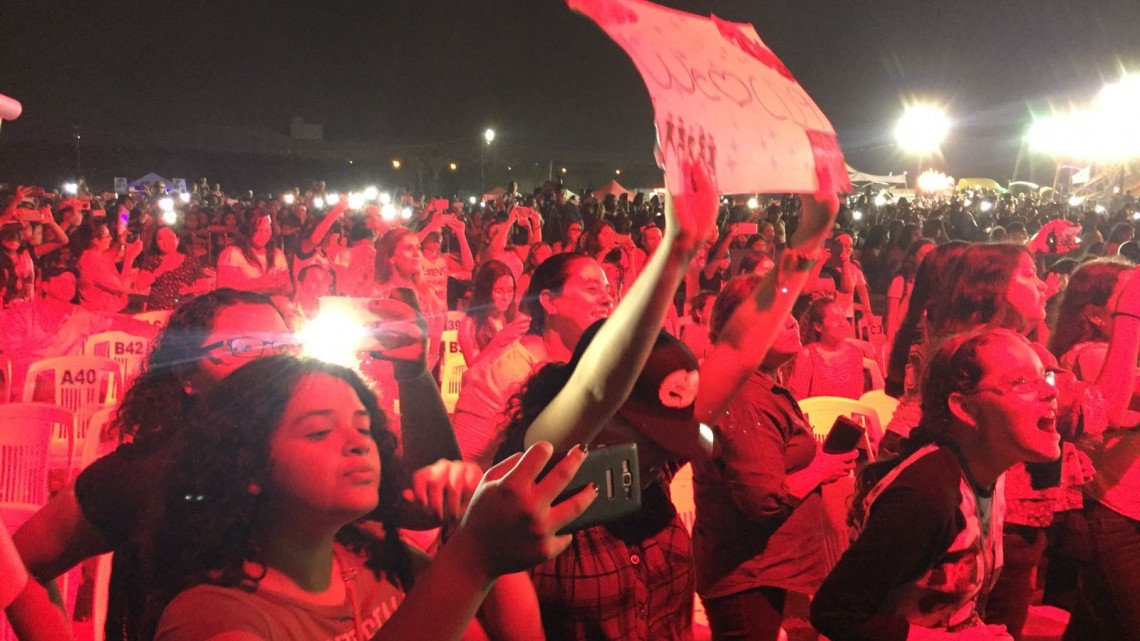 CD9 causa euforia en su presentación en las Fiestas de Abril 