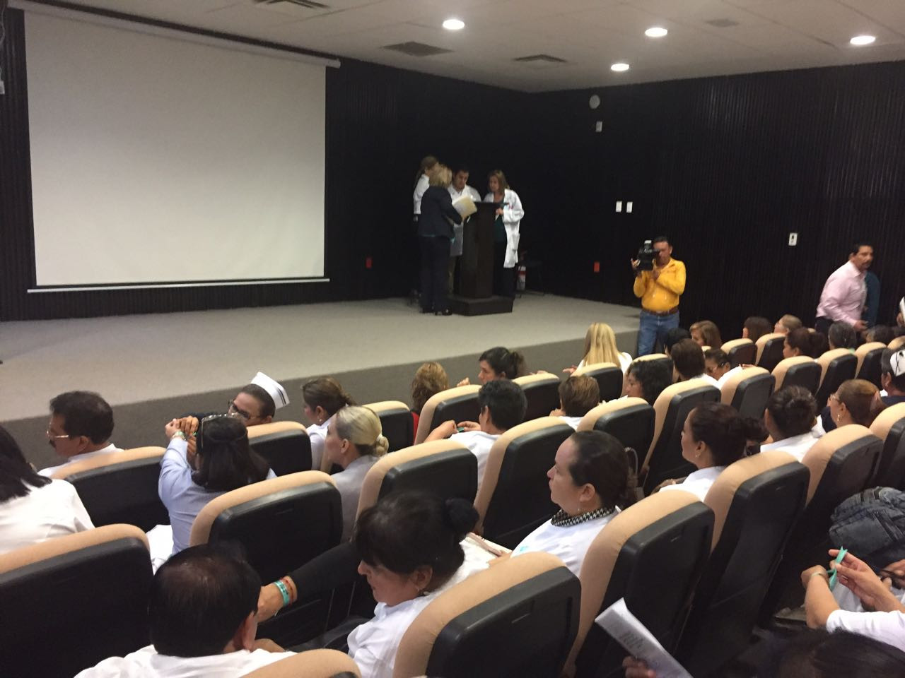 Atienden en Canseco casos de cáncer cervicouterino