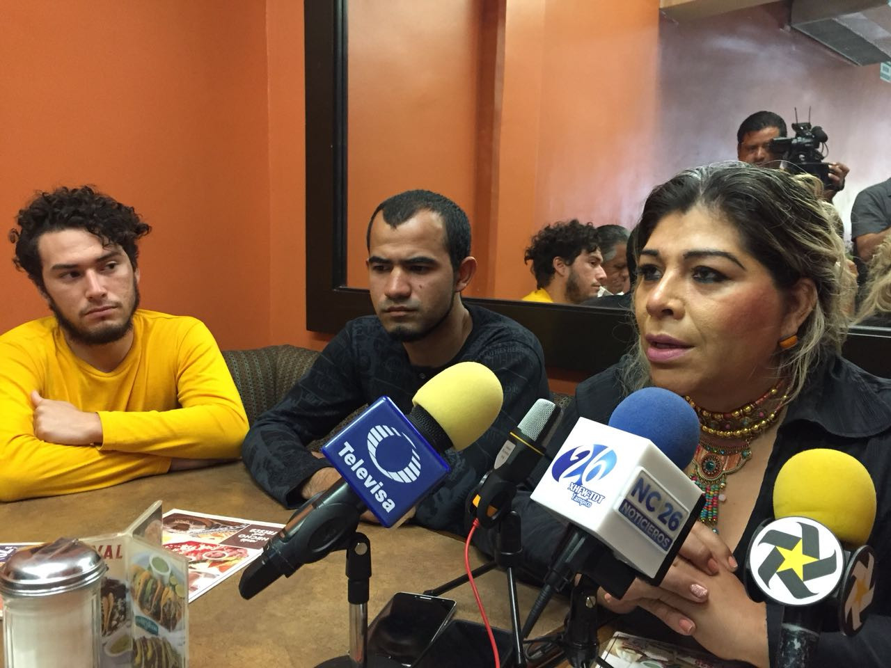 Hay 400 venezolanos en sur de Tamaulipas esperando aprobación de refugio