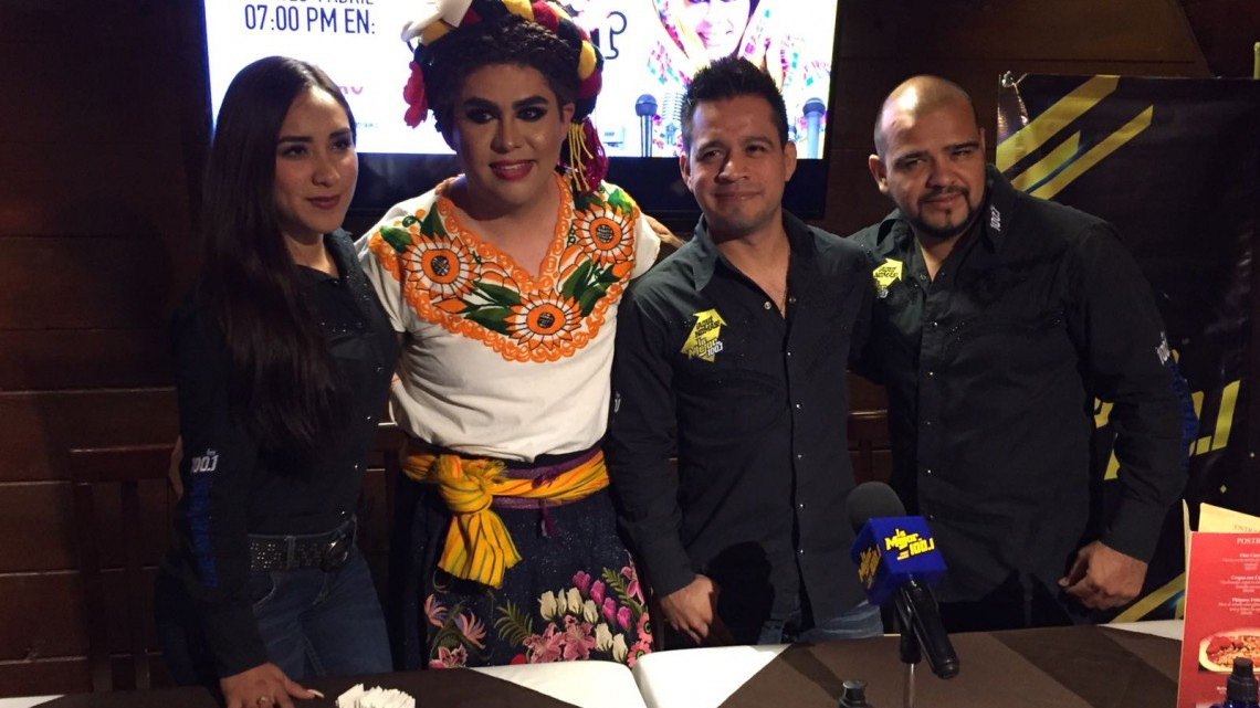 Nana Calistar show del Facebook a la radio 