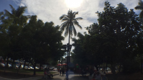 Ola de calor obliga a habitantes de la zona a tomar precauciones