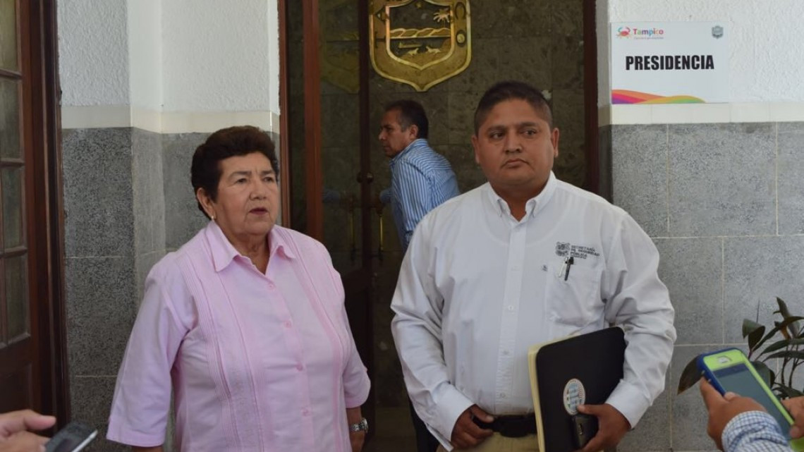 Refrenda Magda Peraza apoyo a nuevo delegado de seguridad en la zona