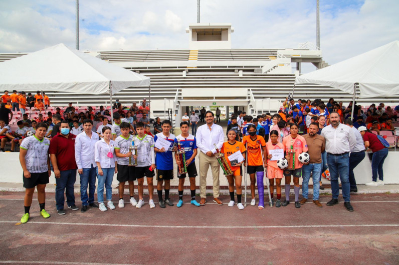 Apuesta Carlos Peña Ortiz al deporte para favorecer salud de la juventud 