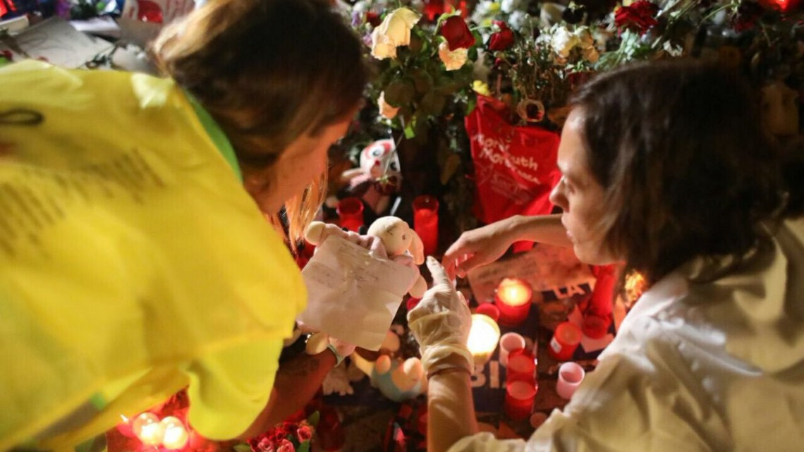 Barcelona retira los altares de Las Ramblas