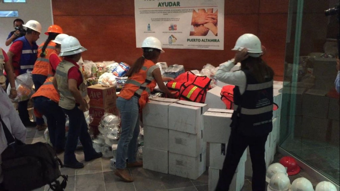 Brigadistas de emergencias de la API Altamira se integran a la ayuda en la CDMX