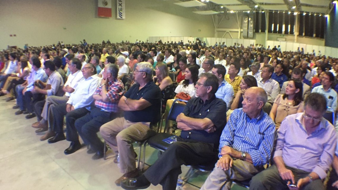  Presenta Rafael Moreno Valle su Gobierno Humanista