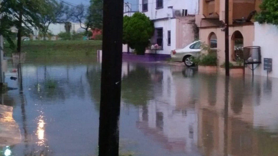 Continúan colonias inundadas en Matamoros 