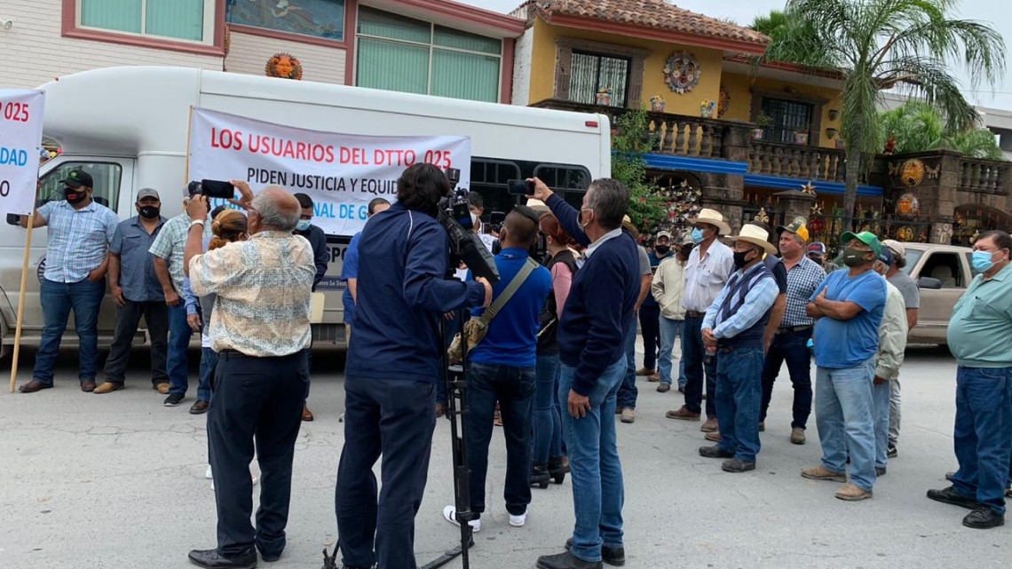 Integrantes del Distrito Riego de Río Bravo se manifiestan contra Conagua