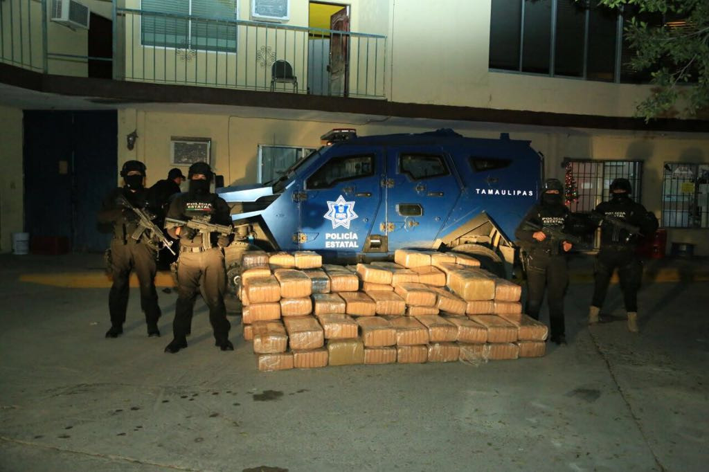 Policía Estatal Aseguran 127 paquetes de marihuana