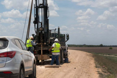 Primer tramo del muro ya está listo 