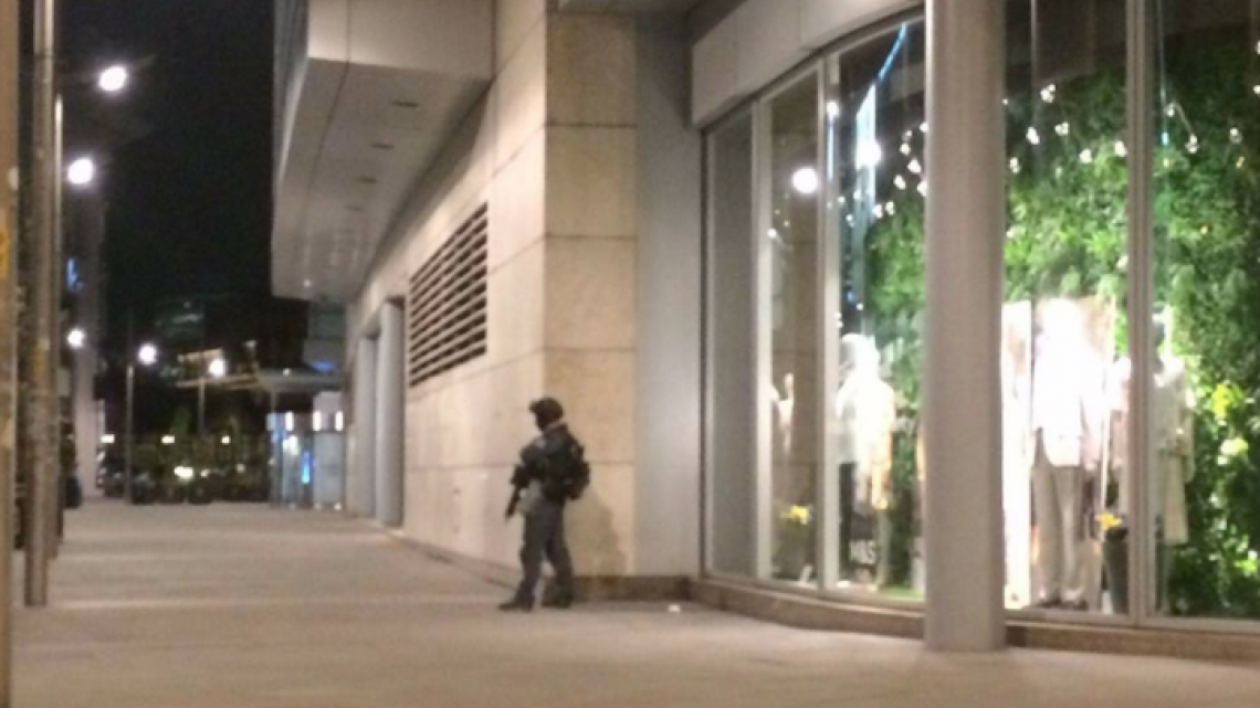 Al menos 20 muertos por explosión en concierto de Ariana Grande