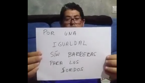 Hombre con discapacidad auditiva no escuchó el llamado para atenderlo en hospital