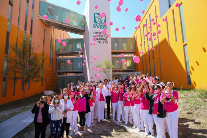 Conmemoró Alcalde Carlos Peña Ortiz Lucha contra el Cáncer con personal del IMSS 270
