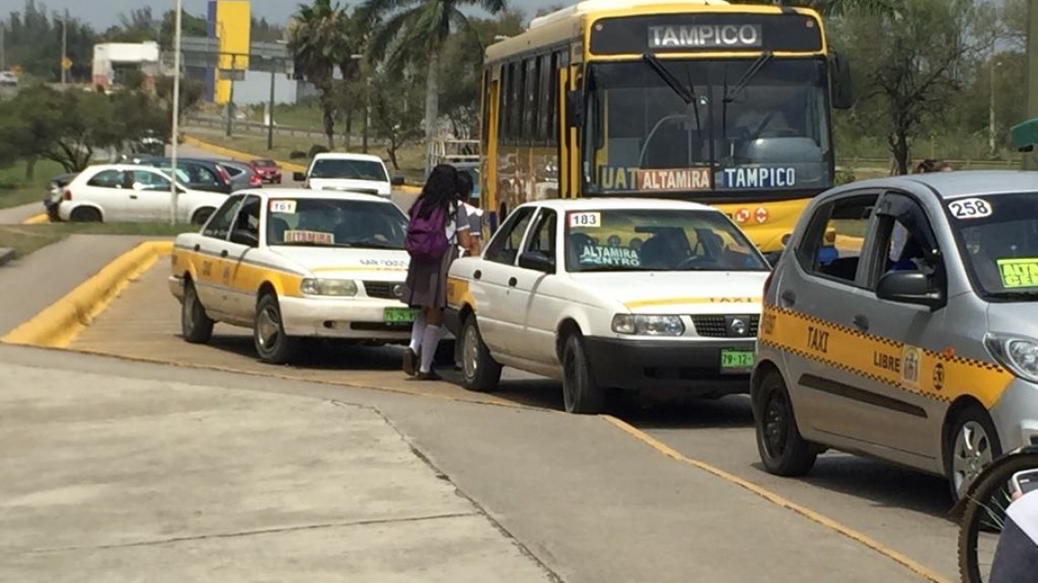Convoca a reunión de seguridad en CBTIS 105 por robos a estudiantes
