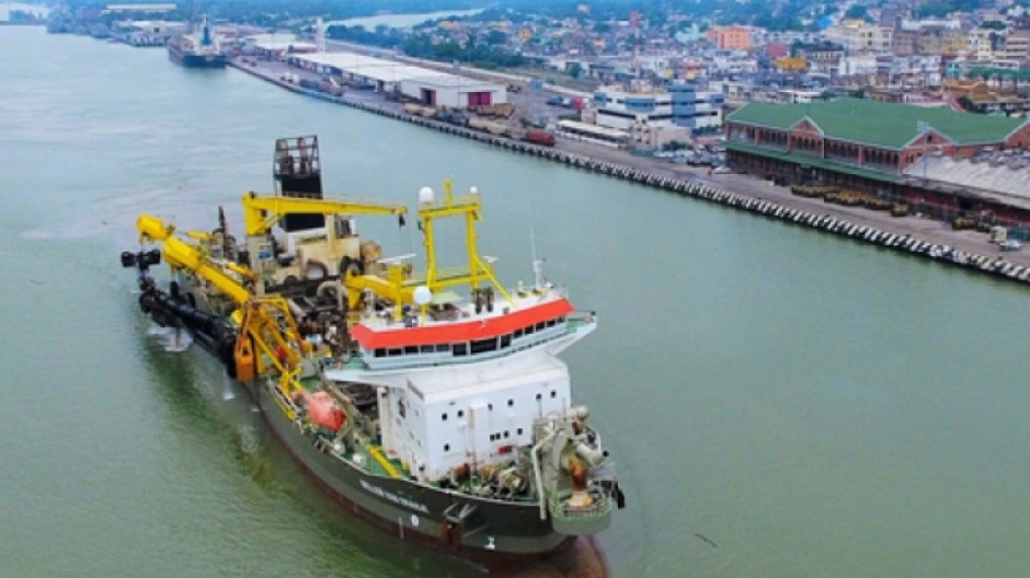 Puerto de Tampico, líder en construcción de plataformas petroleras