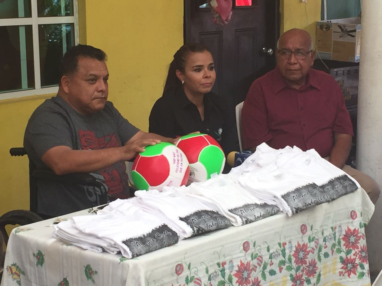 Realiza diputada entrega de apoyos