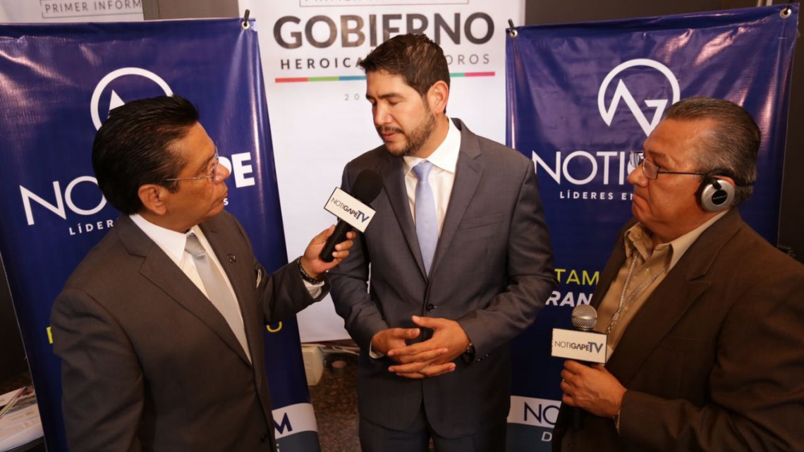 Chuchín rinde su primer informe de gobierno 