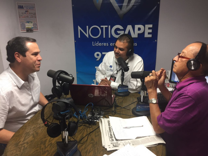 Córdova visita las colonias del 12vo distrito