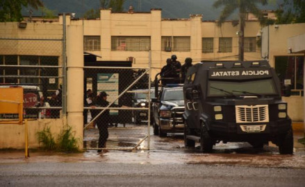 Encuentran armas y drogas en Cedes de Cd. Victoria