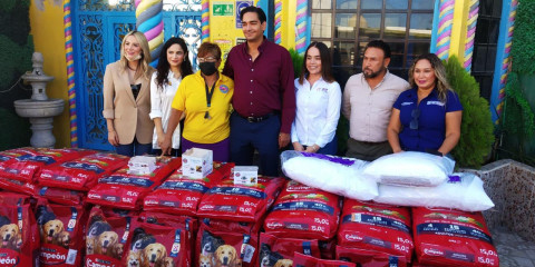 Dona Ayuntamiento de Reynosa mil 125 kilos de croquetas a Fryam