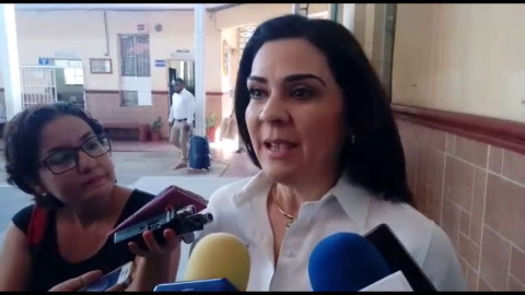 Brindan pláticas de seguridad en planteles educativos dirigido a las adolescentes