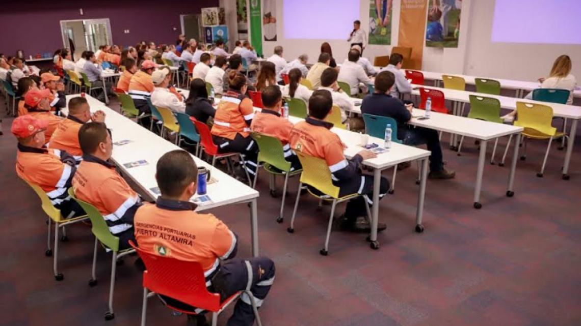 Capacita Gobierno de Tamaulipas a industriales de la zona sur por COVID-19