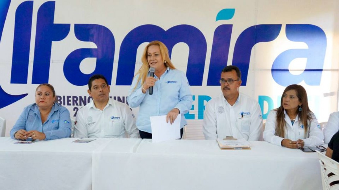 Sostiene reunión alcaldesa con comisariados de la Asociación Ganadera de Altamira