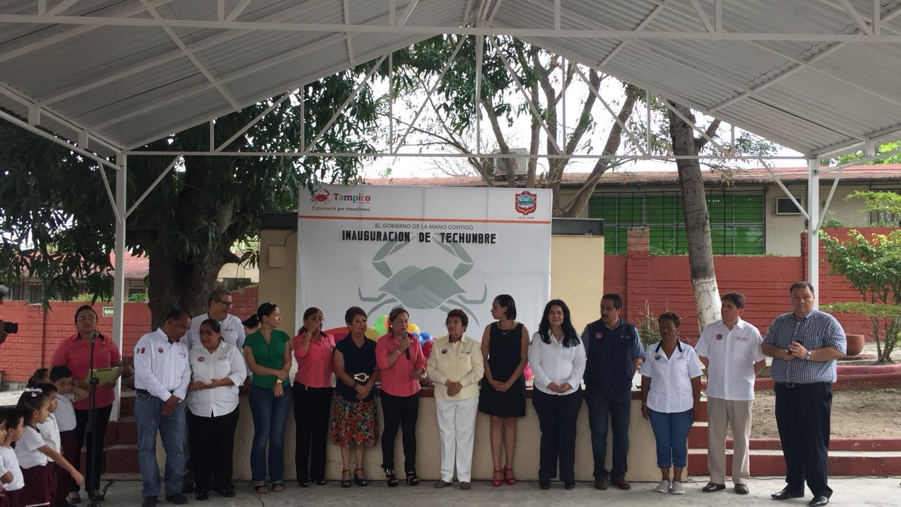 Reciben techumbre en jardín de niños