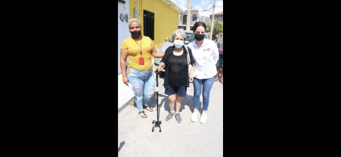 Entrega DIF aparatos funcionales en colonia San José