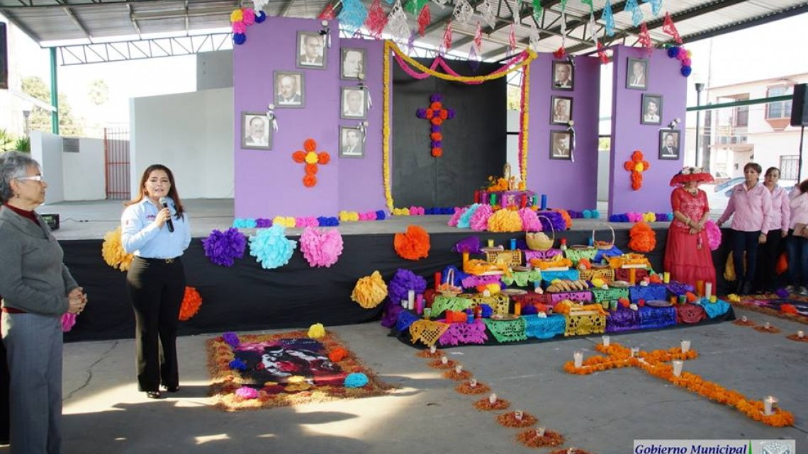 Exhiben altares de muertos en Miguel Alemán