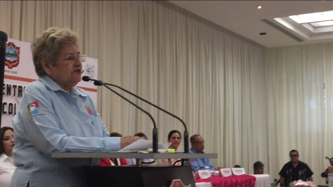 Reciben acta de matrimonio 115 parejas en Tampico 