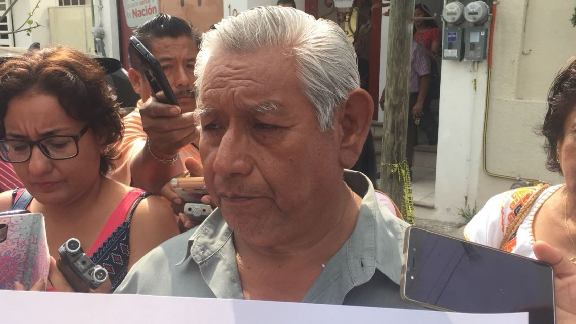 Militantes de Morena rechazan candidatura de Rosa Muela a alcaldía