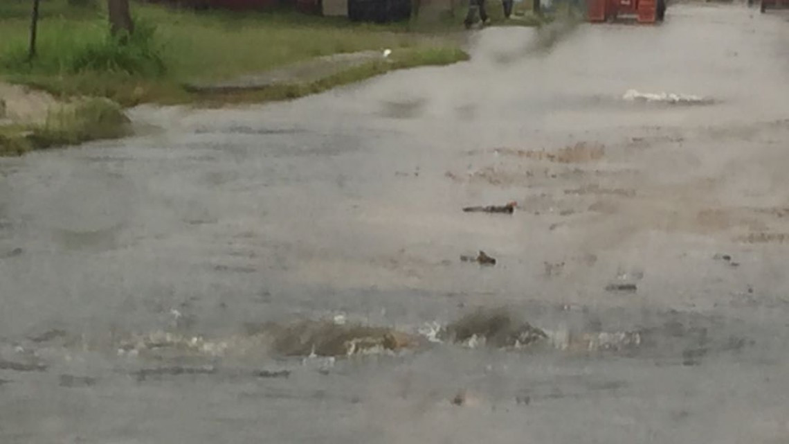 Encharcamientos en Altamira genera paso de Franklin por norte de Veracruz