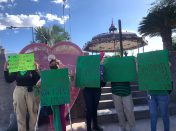 Mujeres en Reynosa se manifiestan a favor del aborto 