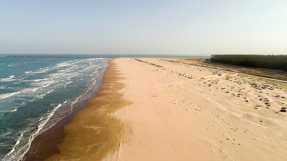 Evita Protección Civil ingreso a playa Tesoro