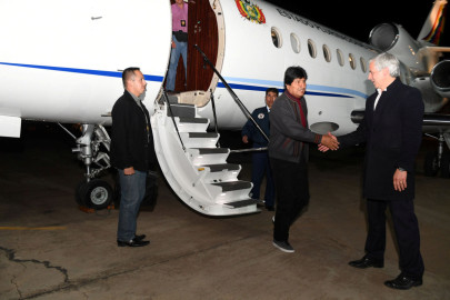 Retorna Evo Morales a Bolivia tras someterse a operación en Cuba